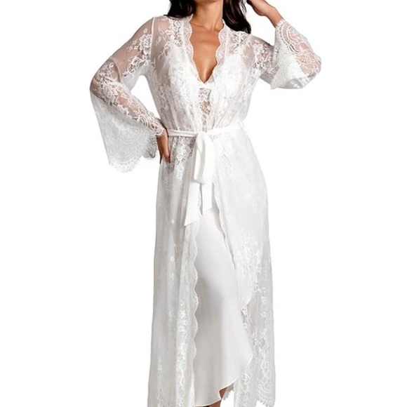 In Bloom by Jonquil BRIDAL ROBE - Picture 1 of 5
